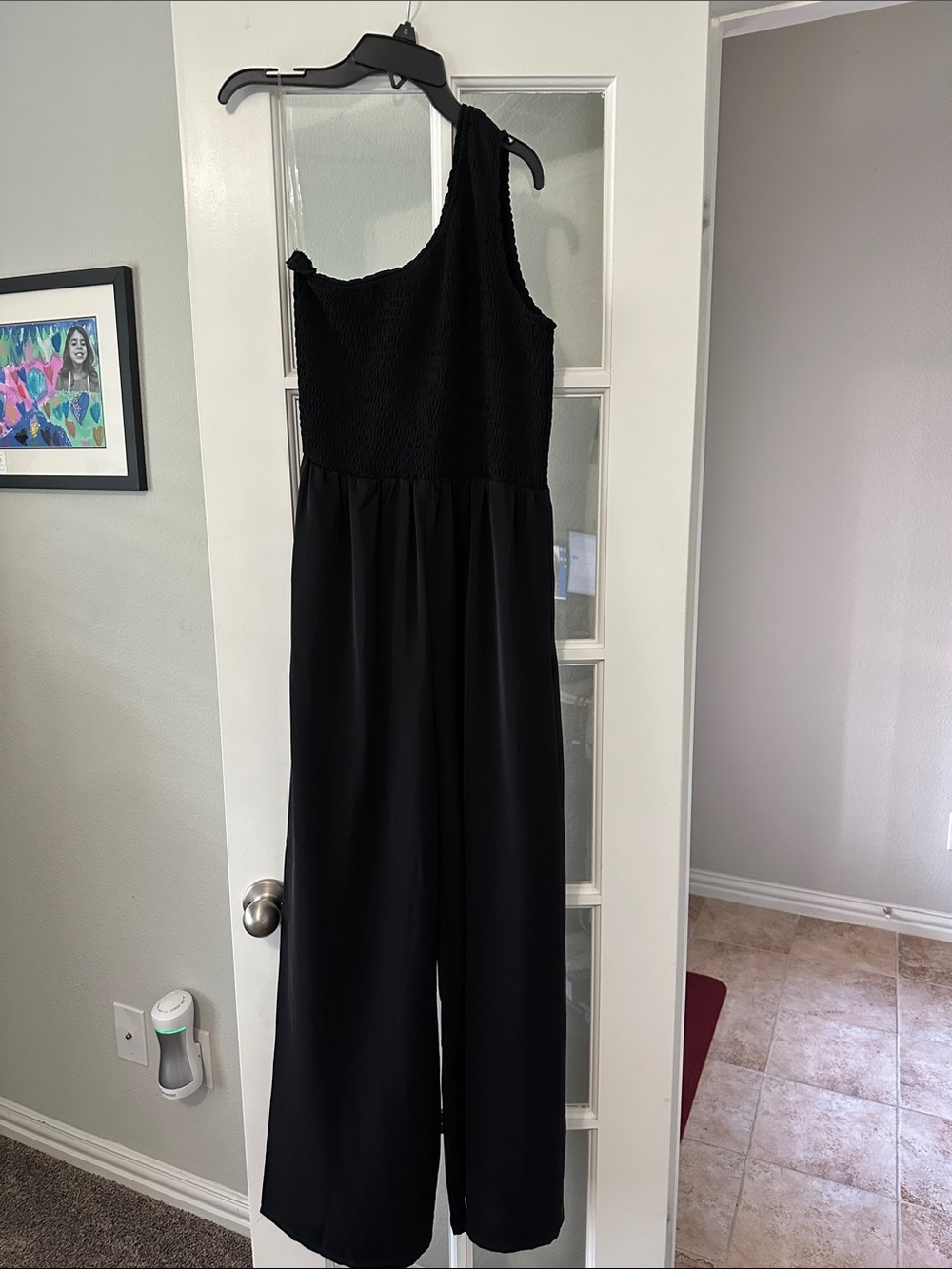 entro Black One-Shoulder Wide-Leg Jumpsuit